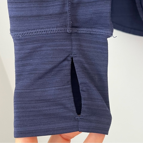 Athleta Baja UPF Navy Blue Jacket Size Medium Hooded Running Jacket - Picture 3 of 9